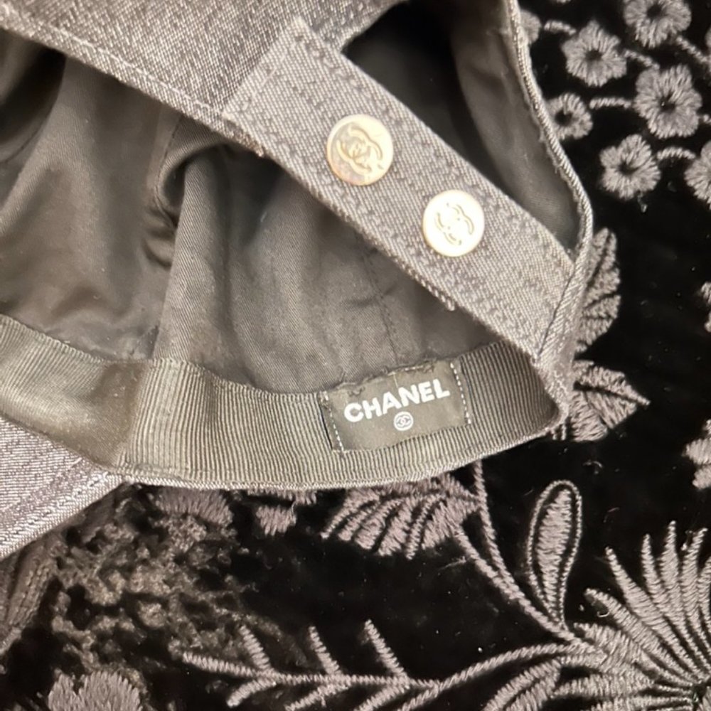 CHANEL Cotton Sequins CC Street Style Cap - Black - Picture 3 of 6